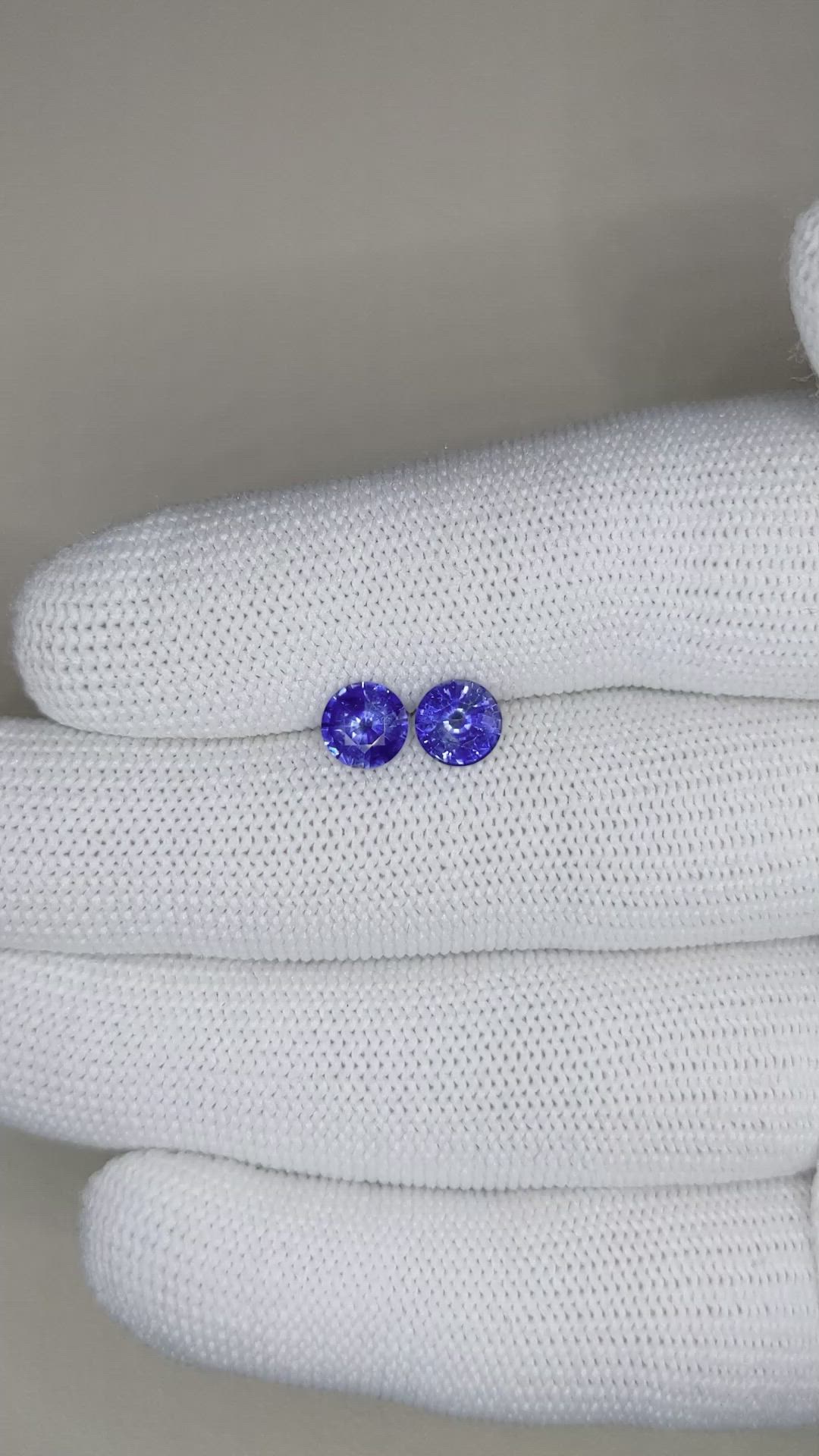 1.76 Ct.Tw.Total Carat Weight Blue Sapphire Pair from Ceylon (Sri Lanka) Size Video