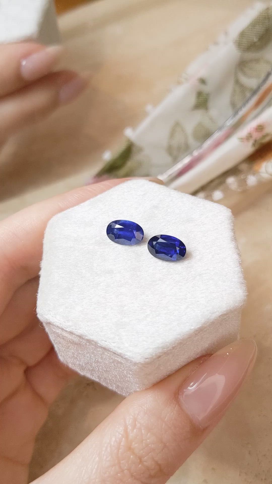 3.49&nbsp;Ct.Tw.Total Carat Weight Blue Sapphire Pair from Ceylon (Sri Lanka) Size Video