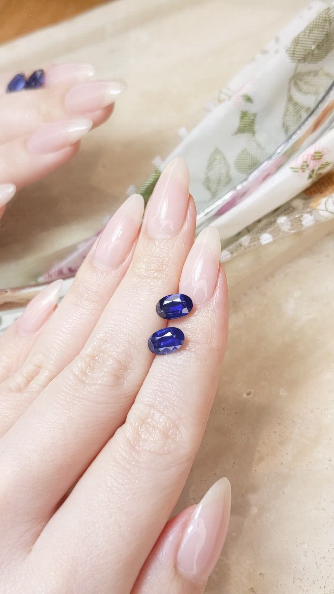 3.49&nbsp;Ct.Tw.Total Carat Weight Blue Sapphire Pair from Ceylon (Sri Lanka) Size Video