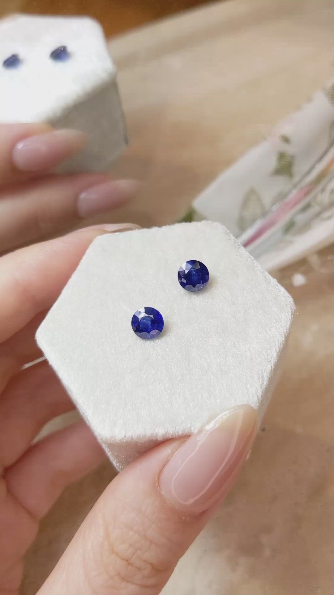 2.15&nbsp;Ct.Tw.Total Carat Weight Blue Sapphire Pair from Ceylon (Sri Lanka) Size Video