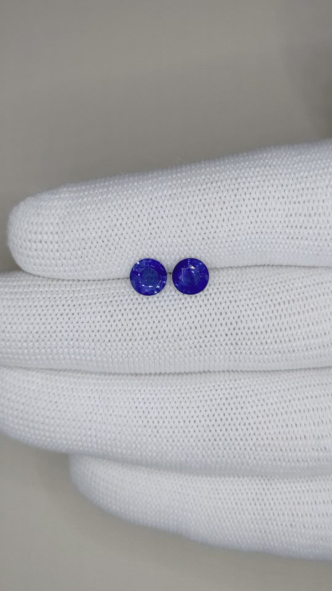 1.93 Ct.Tw.Total Carat Weight Blue Sapphire Pair from Ceylon (Sri Lanka) Size Video