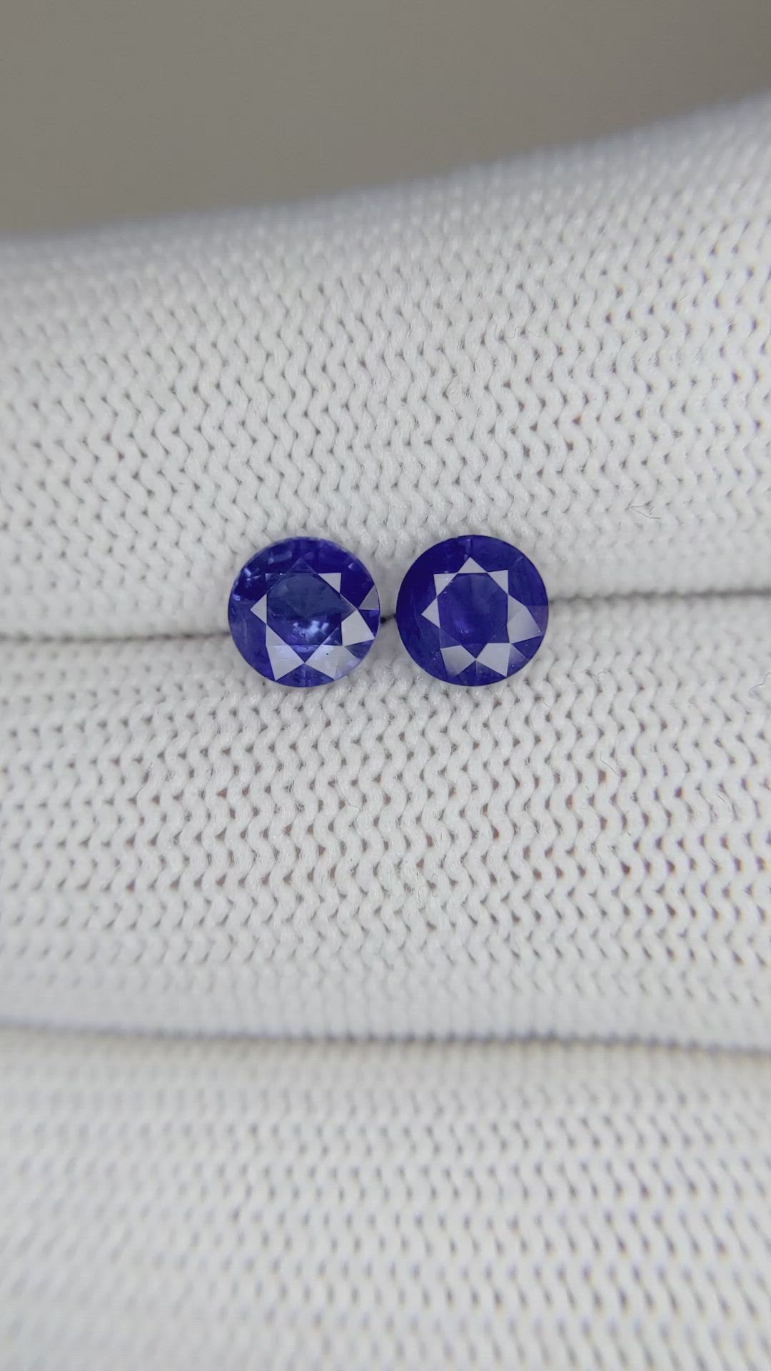 1.93 Ct.Tw.Total Carat Weight Blue Sapphire Pair from Ceylon (Sri Lanka) Size Video