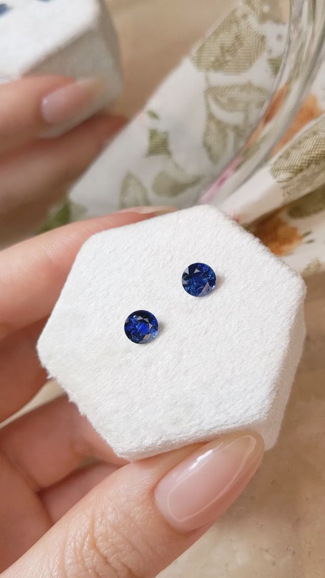 1.96&nbsp;Ct.Tw.Total Carat Weight Blue Sapphire Pair from Ceylon (Sri Lanka) Size Video