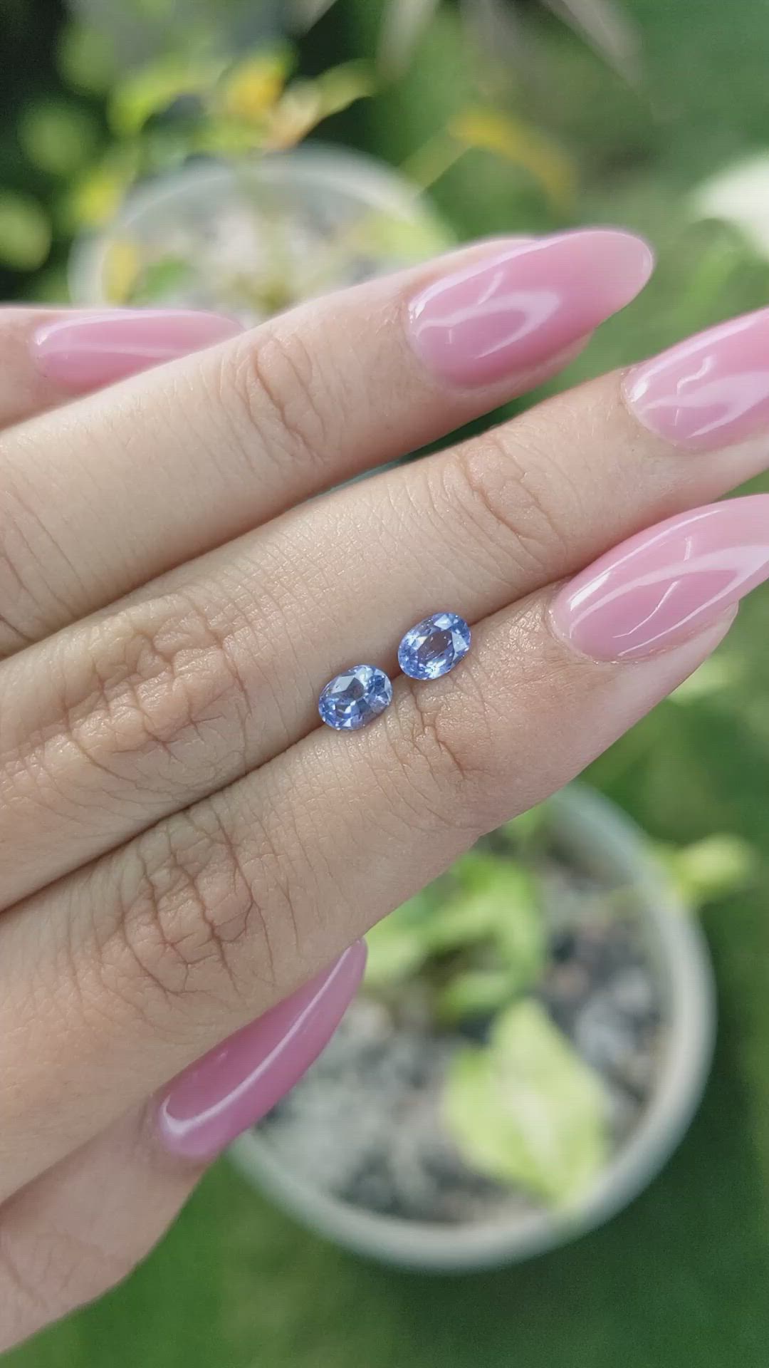 0.98&nbsp;Ct.Tw.Total Carat Weight Blue Sapphire Pair from Ceylon (Sri Lanka) Size Video
