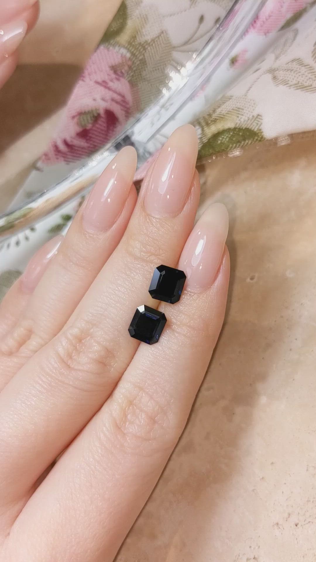 3.92&nbsp;Ct.Tw.Total Carat Weight Blue Sapphire Pair from Australia Size Video