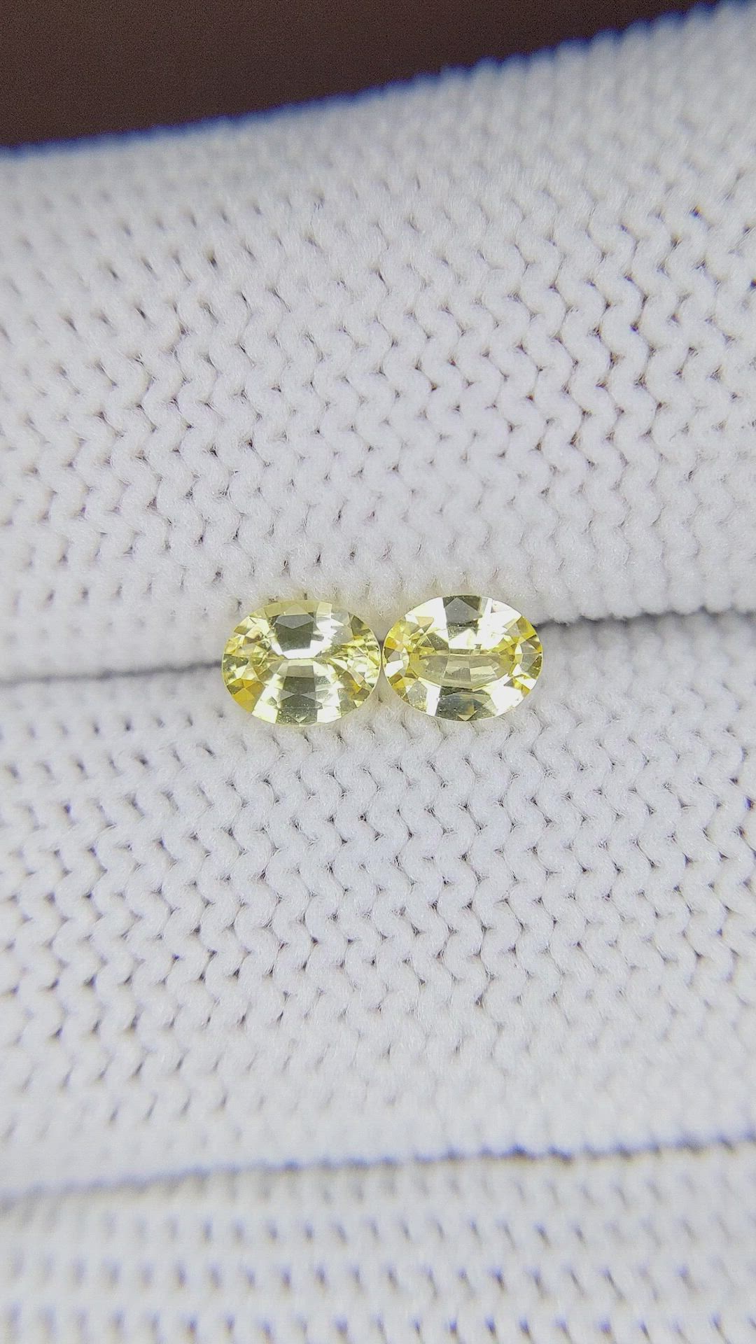 0.73&nbsp;Ct.Tw.Total Carat Weight Yellow Sapphire Pair from Ceylon (Sri Lanka) Size Video
