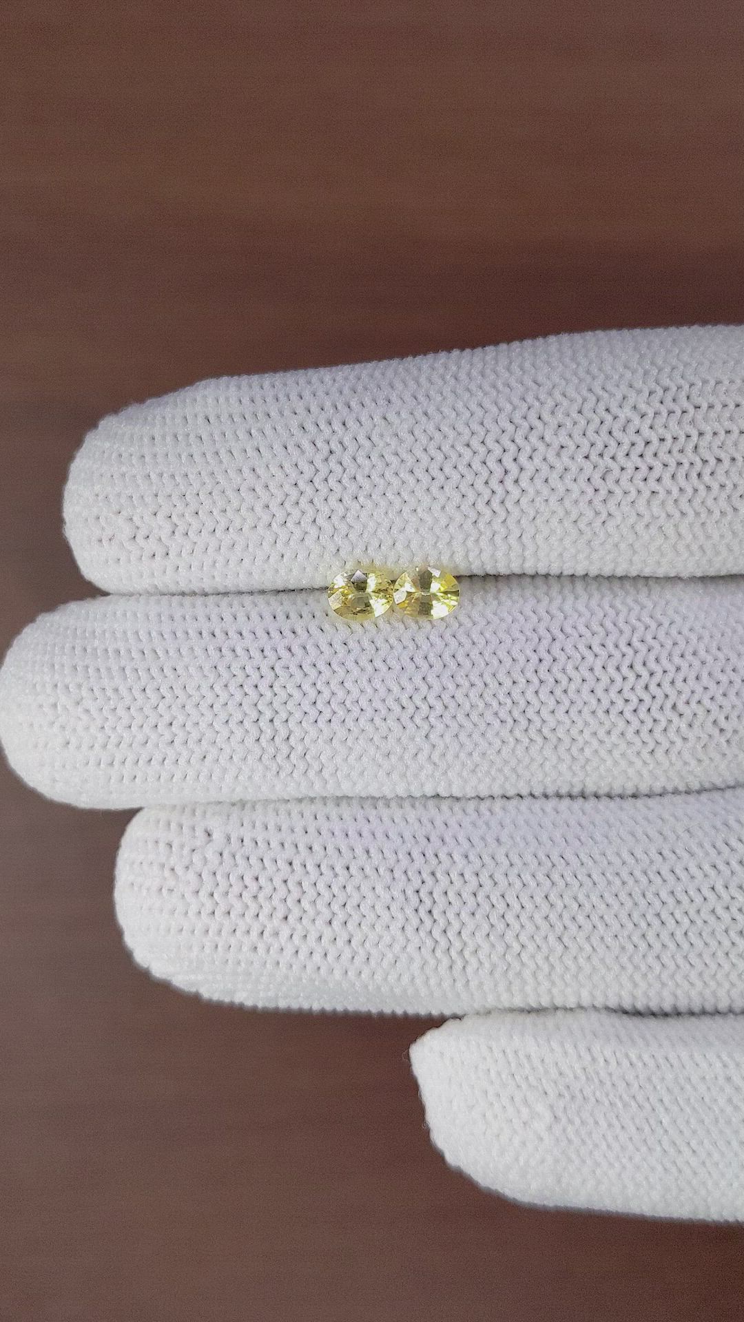 0.84&nbsp;Ct.Tw.Total Carat Weight Yellow Sapphire Pair from Ceylon (Sri Lanka) Size Video