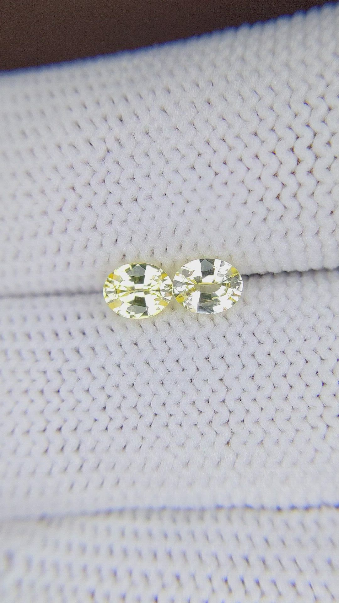 0.71&nbsp;Ct.Tw.Total Carat Weight Yellow Sapphire Pair from Ceylon (Sri Lanka) Size Video
