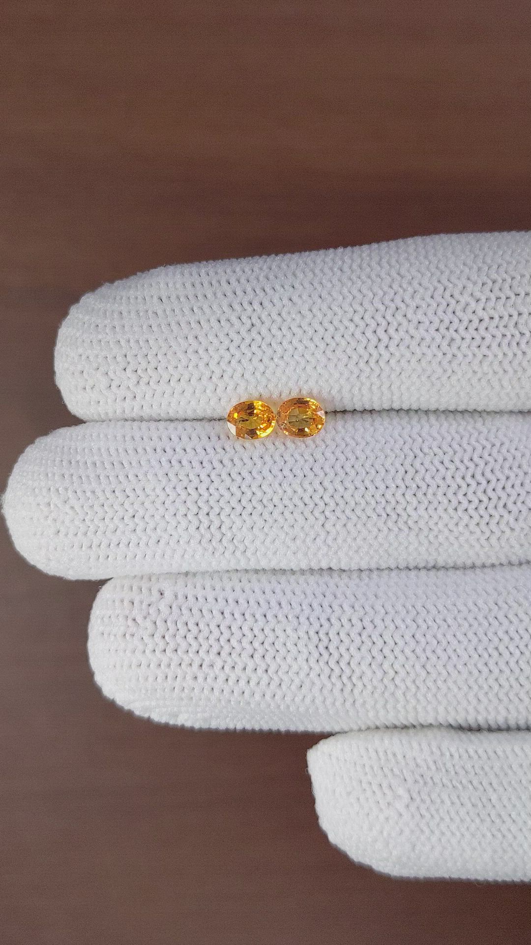 0.95 Ct.Tw.Total Carat Weight Yellowish Orange Sapphire Pair from Ceylon (Sri Lanka) Size Video