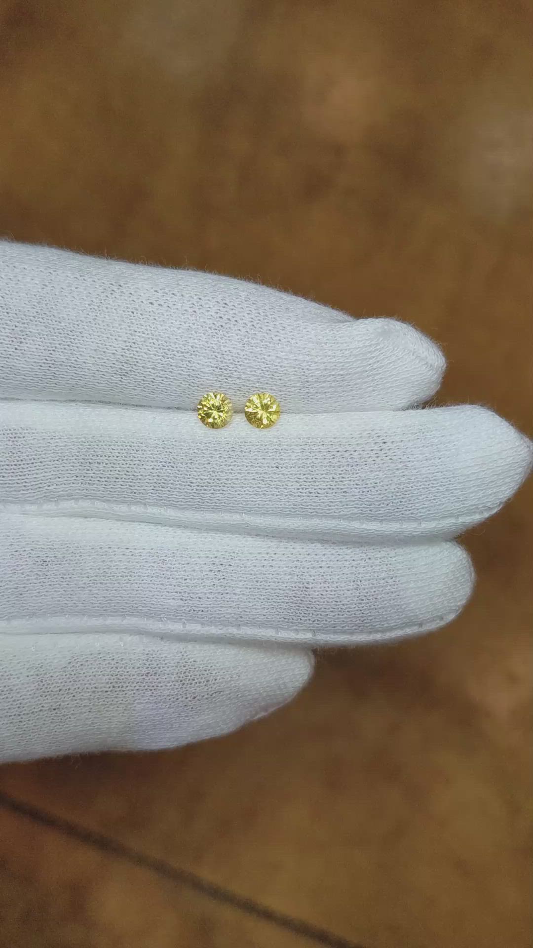 0.60&nbsp;Ct.Tw.Total Carat Weight Yellow Sapphire Pair from Ceylon (Sri Lanka) Size Video