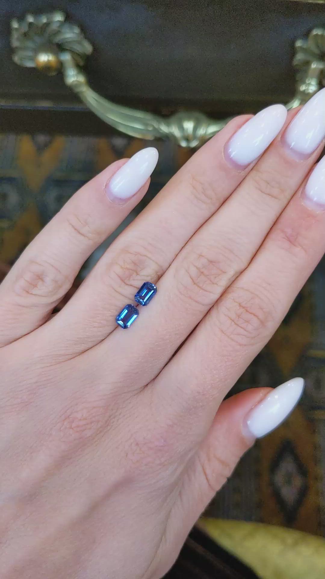 1.19&nbsp;Ct.Tw.Total Carat Weight Blue Sapphire Pair from Ceylon (Sri Lanka) Size Video