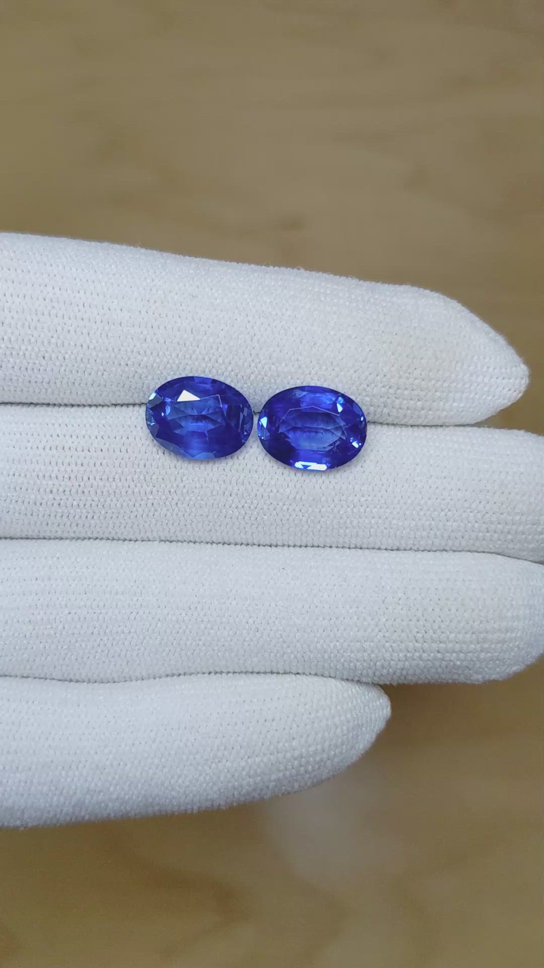 8.98 Ct.Tw.Total Carat Weight Blue Sapphire Pair from Ceylon (Sri Lanka) Size Video