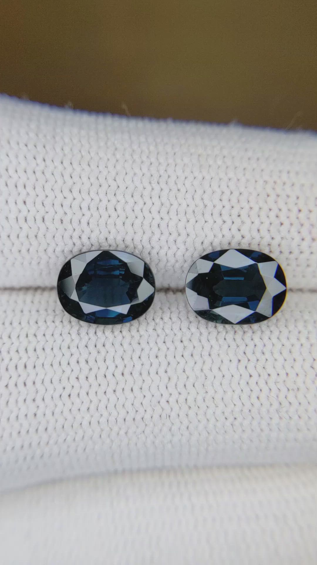 4.22&nbsp;Ct.Tw.Total Carat Weight Greenish Blue Sapphire Pair from Ceylon (Sri Lanka) Size Video