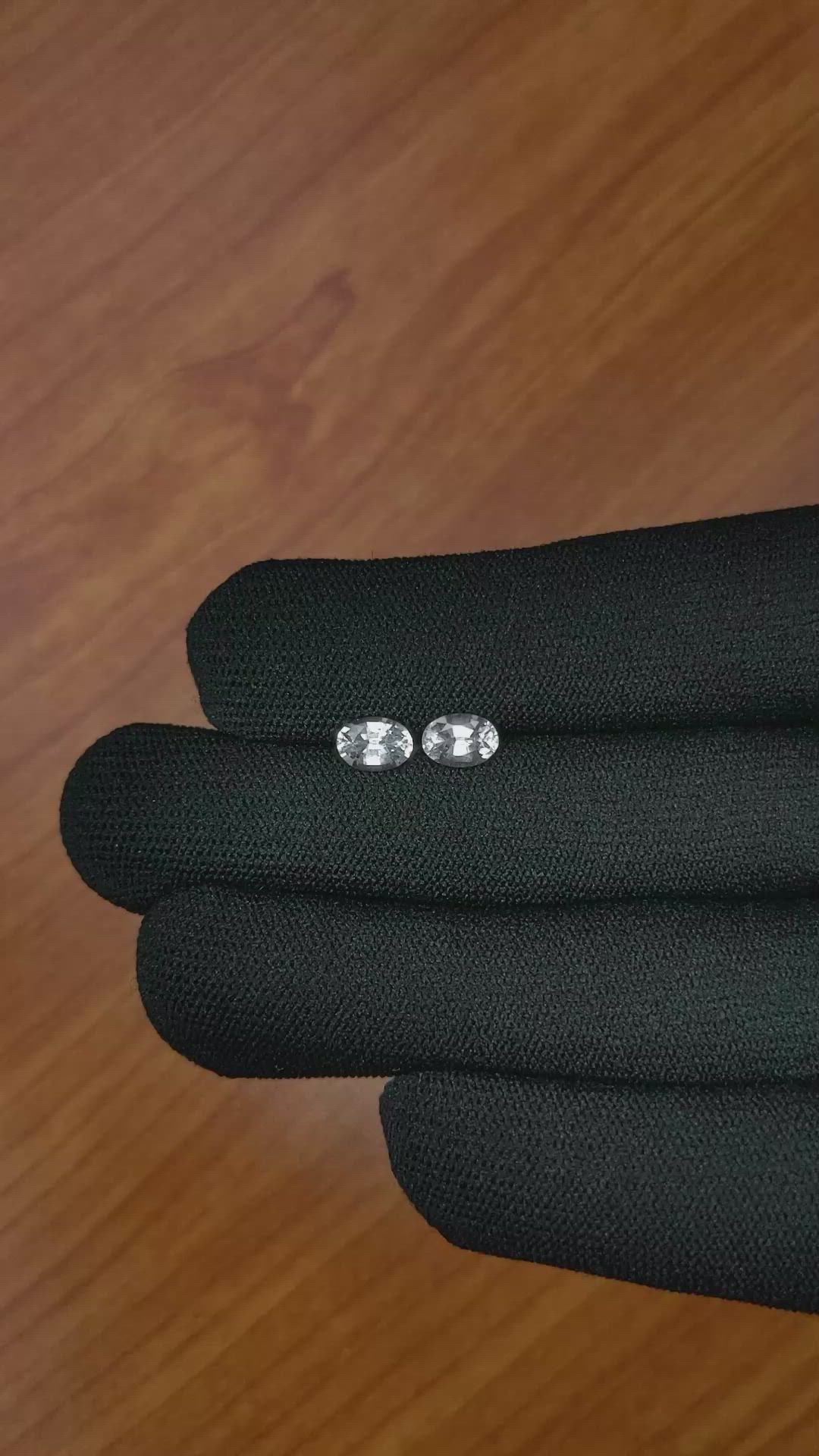 1.90 Ct.Tw.Total Carat Weight White Sapphire Pair from Ceylon (Sri Lanka) Size Video