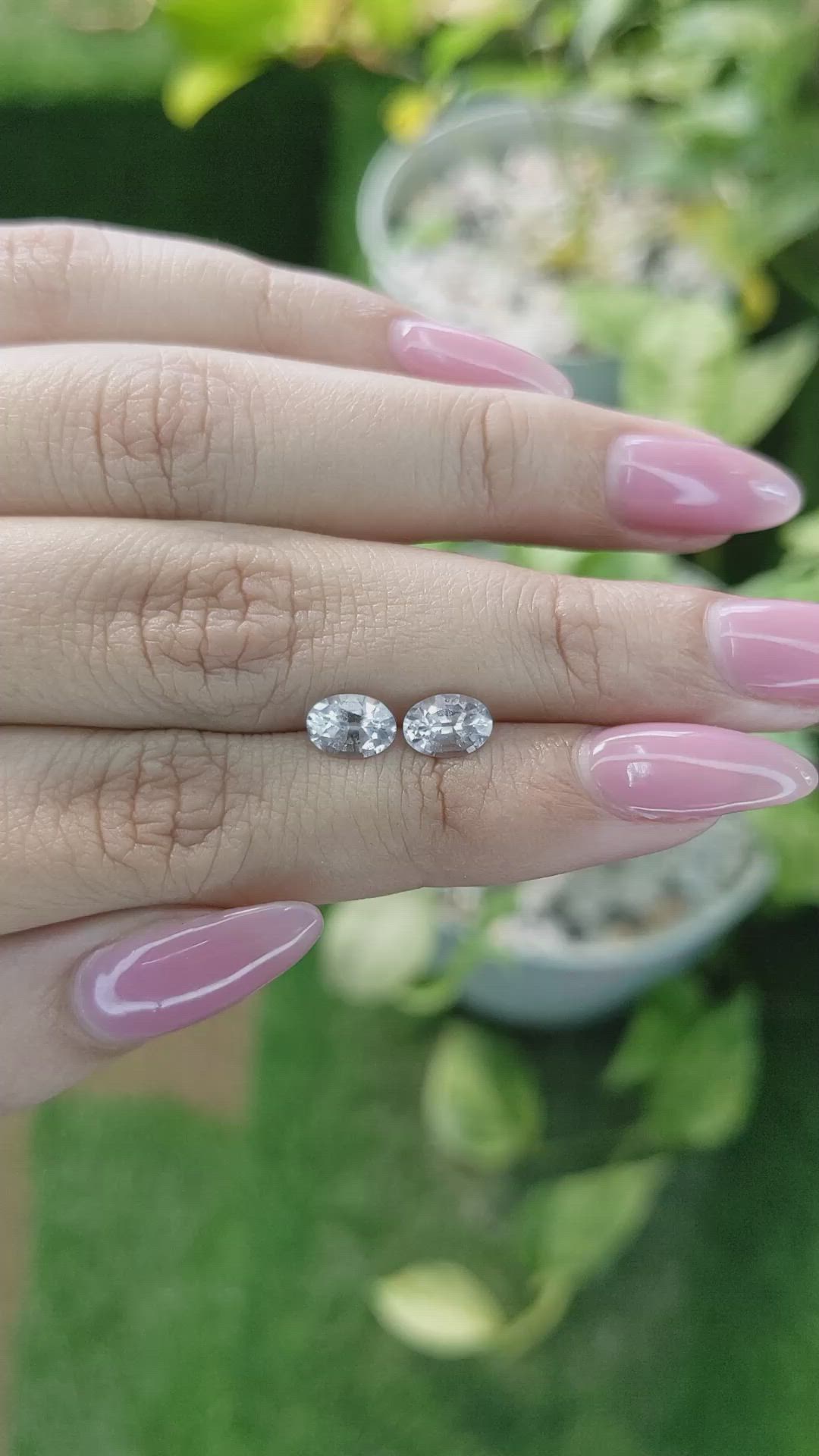 1.90 Ct.Tw.Total Carat Weight White Sapphire Pair from Ceylon (Sri Lanka) Size Video