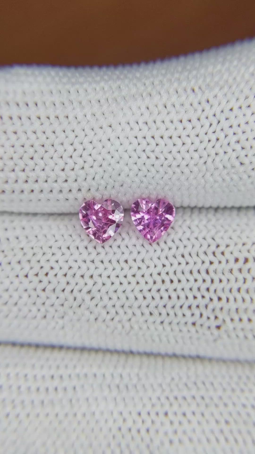 1.01&nbsp;Ct.Tw.Total Carat Weight Pink Sapphire Pair from Ceylon (Sri Lanka) Size Video