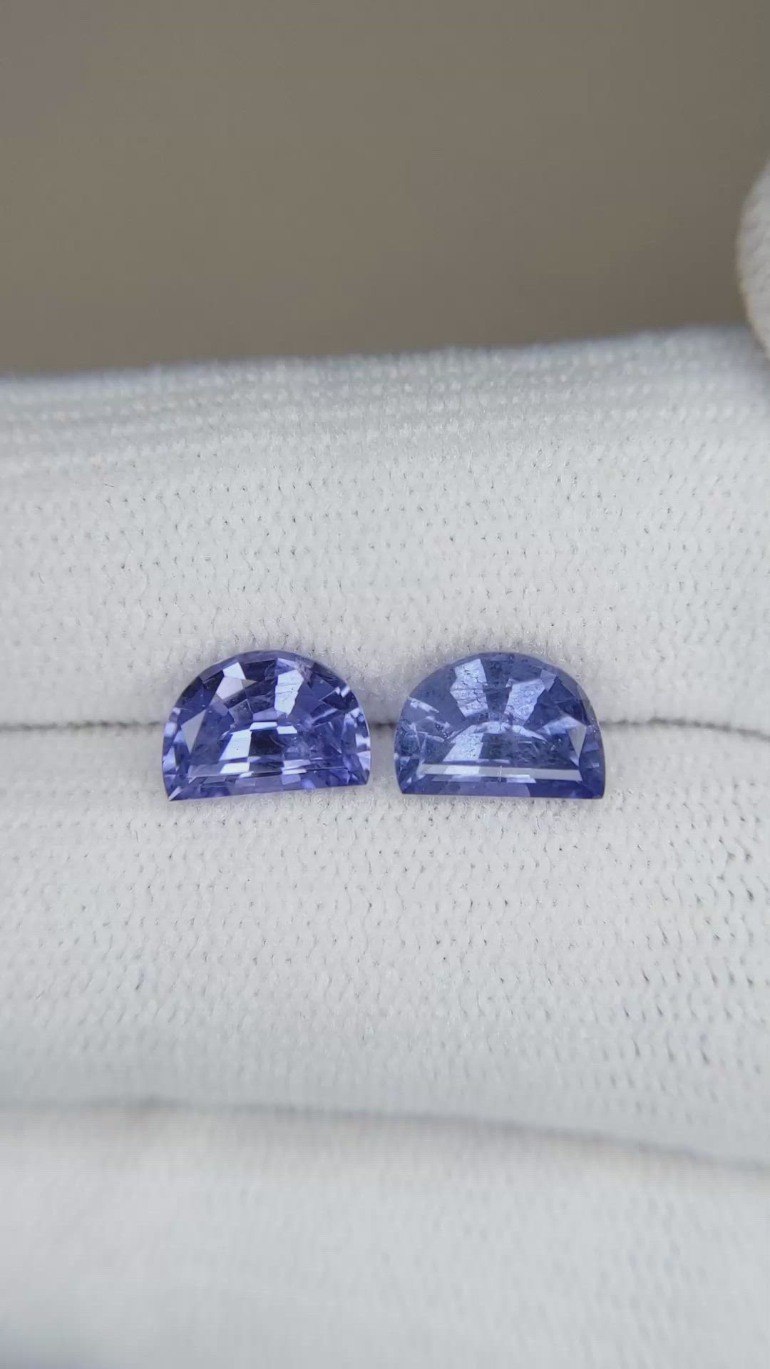 2.90&nbsp;Ct.Tw.Total Carat Weight Blue Sapphire Pair from Ceylon (Sri Lanka) Size Video