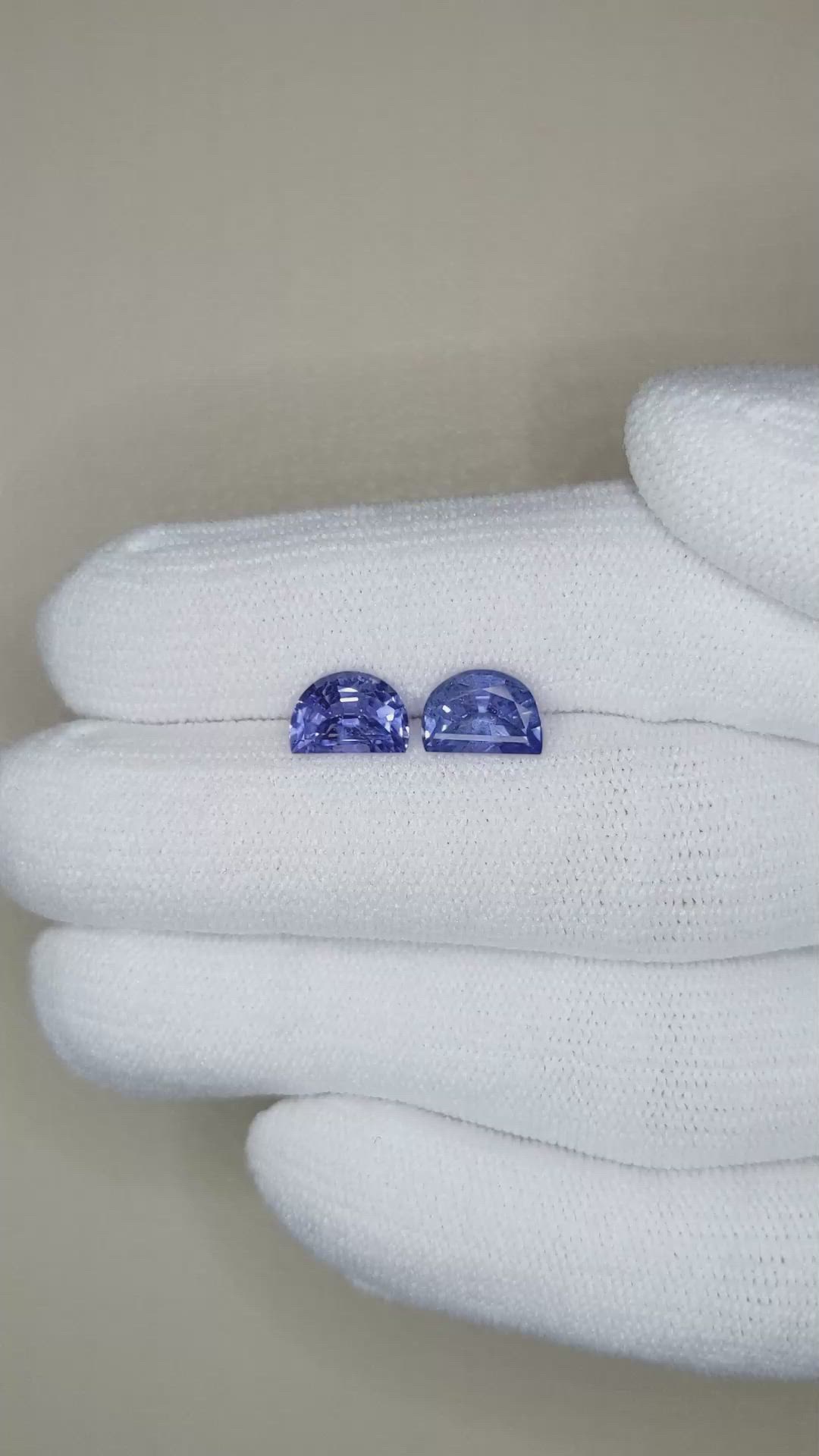 2.90&nbsp;Ct.Tw.Total Carat Weight Blue Sapphire Pair from Ceylon (Sri Lanka) Size Video