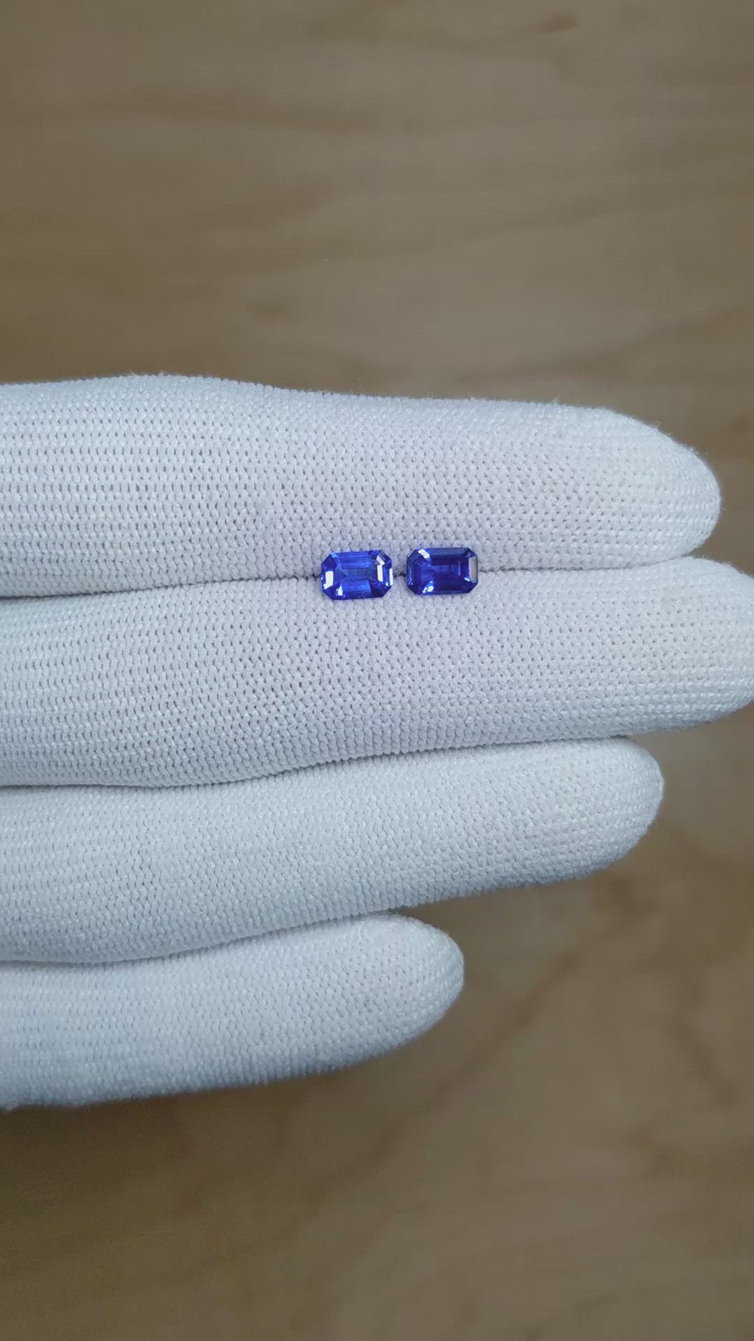 1.18 Ct.Tw.Total Carat Weight Blue Sapphire Pair from Ceylon (Sri Lanka) Size Video