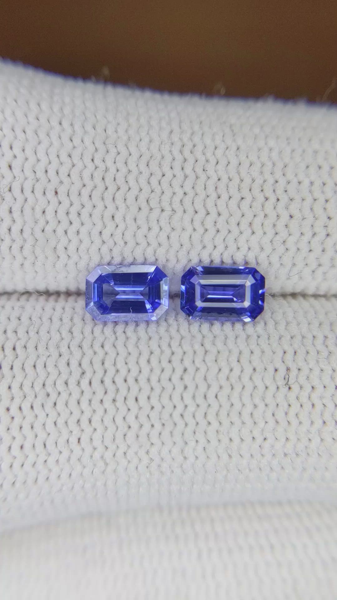 1.18 Ct.Tw.Total Carat Weight Blue Sapphire Pair from Ceylon (Sri Lanka) Size Video