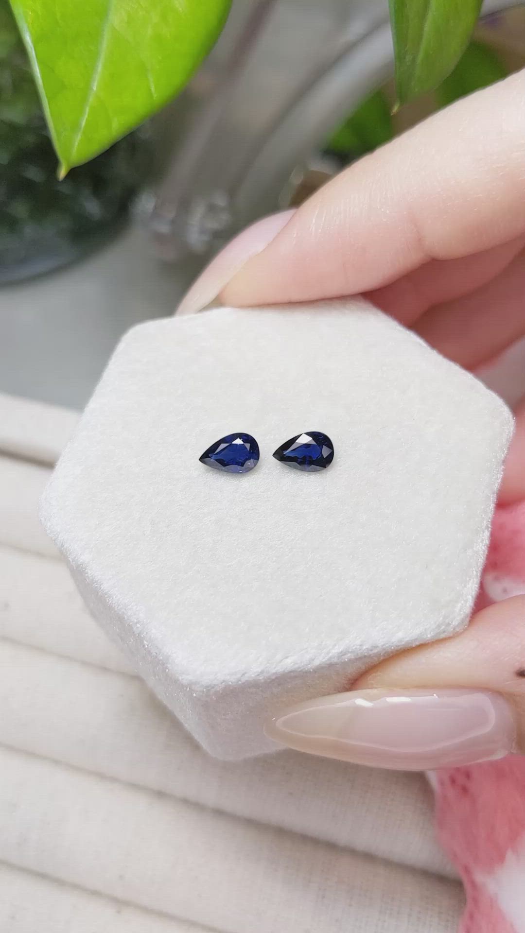 1.06 Ct.Tw.Total Carat Weight Blue Sapphire Pair from Ceylon (Sri Lanka) Size Video