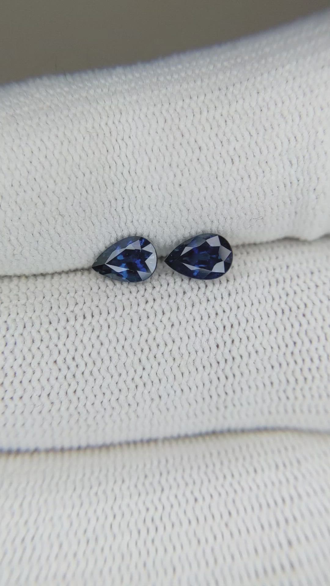 1.20 Ct.Tw.Total Carat Weight Blue Sapphire Pair from Ceylon (Sri Lanka) Size Video