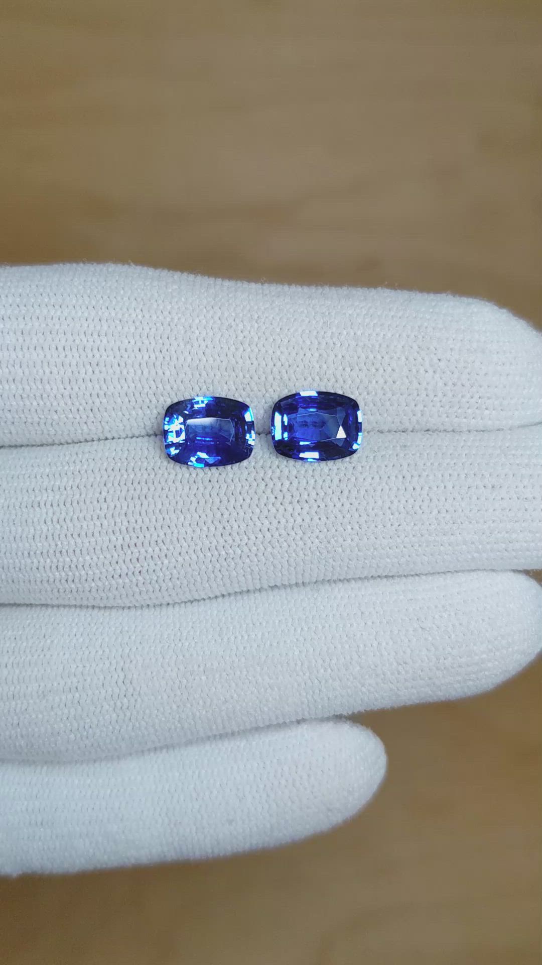 4.62 Ct.Tw.Total Carat Weight Blue Sapphire Pair from Ceylon (Sri Lanka) Size Video