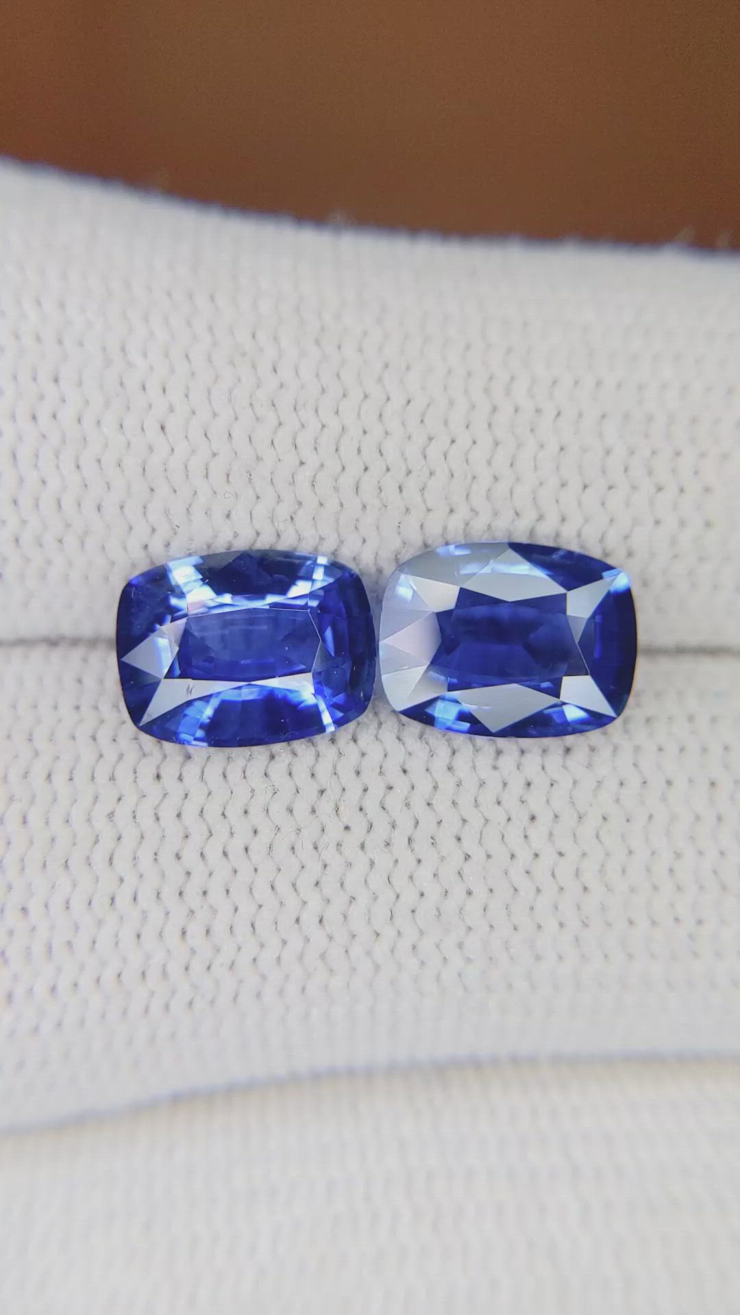 4.62 Ct.Tw.Total Carat Weight Blue Sapphire Pair from Ceylon (Sri Lanka) Size Video