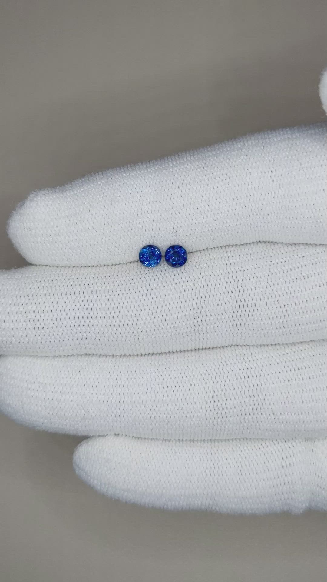 0.90&nbsp;Ct.Tw.Total Carat Weight Blue Sapphire Pair from Madagascar Size Video