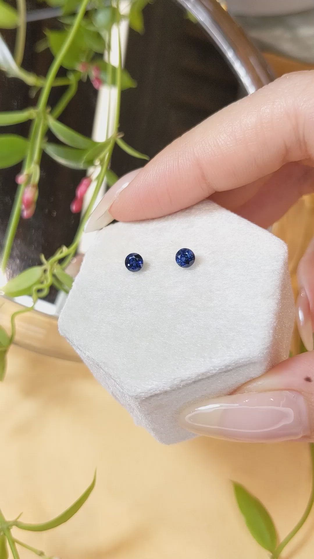 0.90&nbsp;Ct.Tw.Total Carat Weight Blue Sapphire Pair from Madagascar Size Video