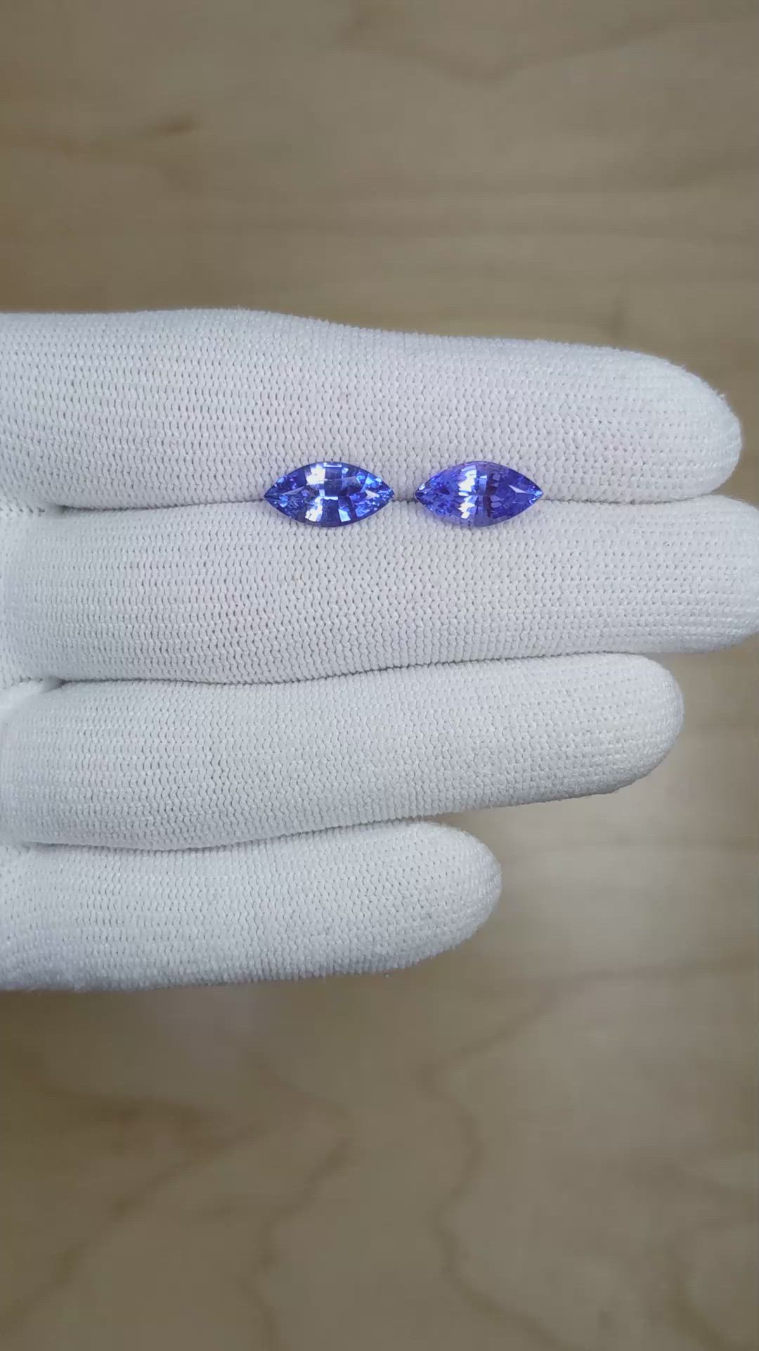 4.15&nbsp;Ct.Tw.Total Carat Weight Blue Sapphire Pair from Madagascar Size Video