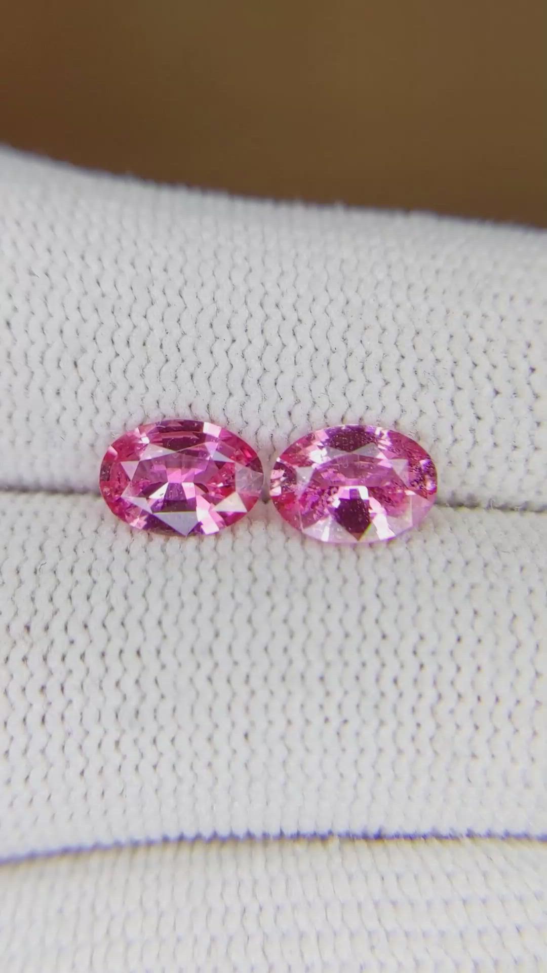 1.90&nbsp;Ct.Tw.Total Carat Weight Pink Sapphire Pair from Ceylon (Sri Lanka) Size Video