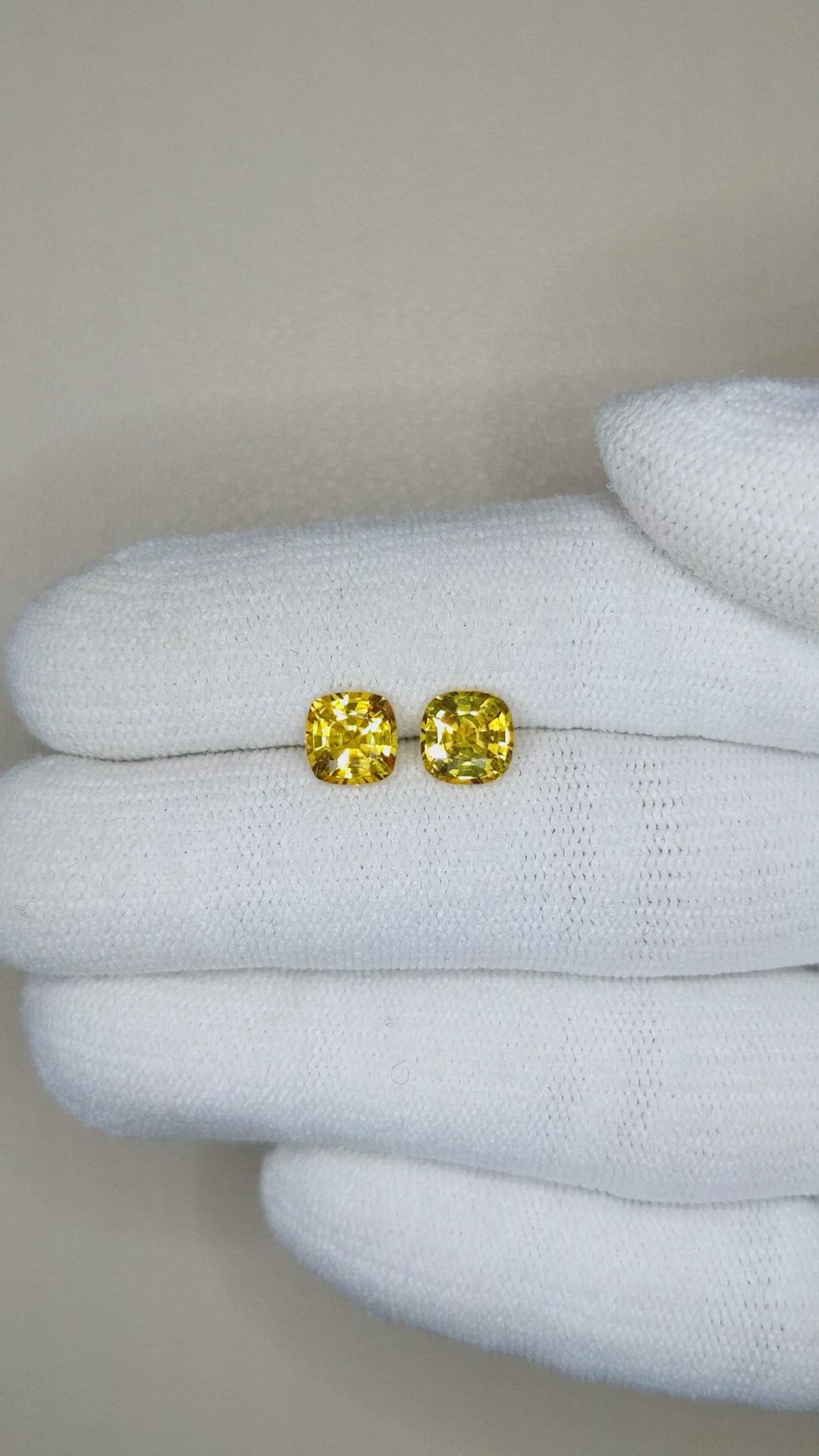 2.20 Ct.Tw.Total Carat Weight Orangish Yellow Sapphire Pair from Ceylon (Sri Lanka) Size Video