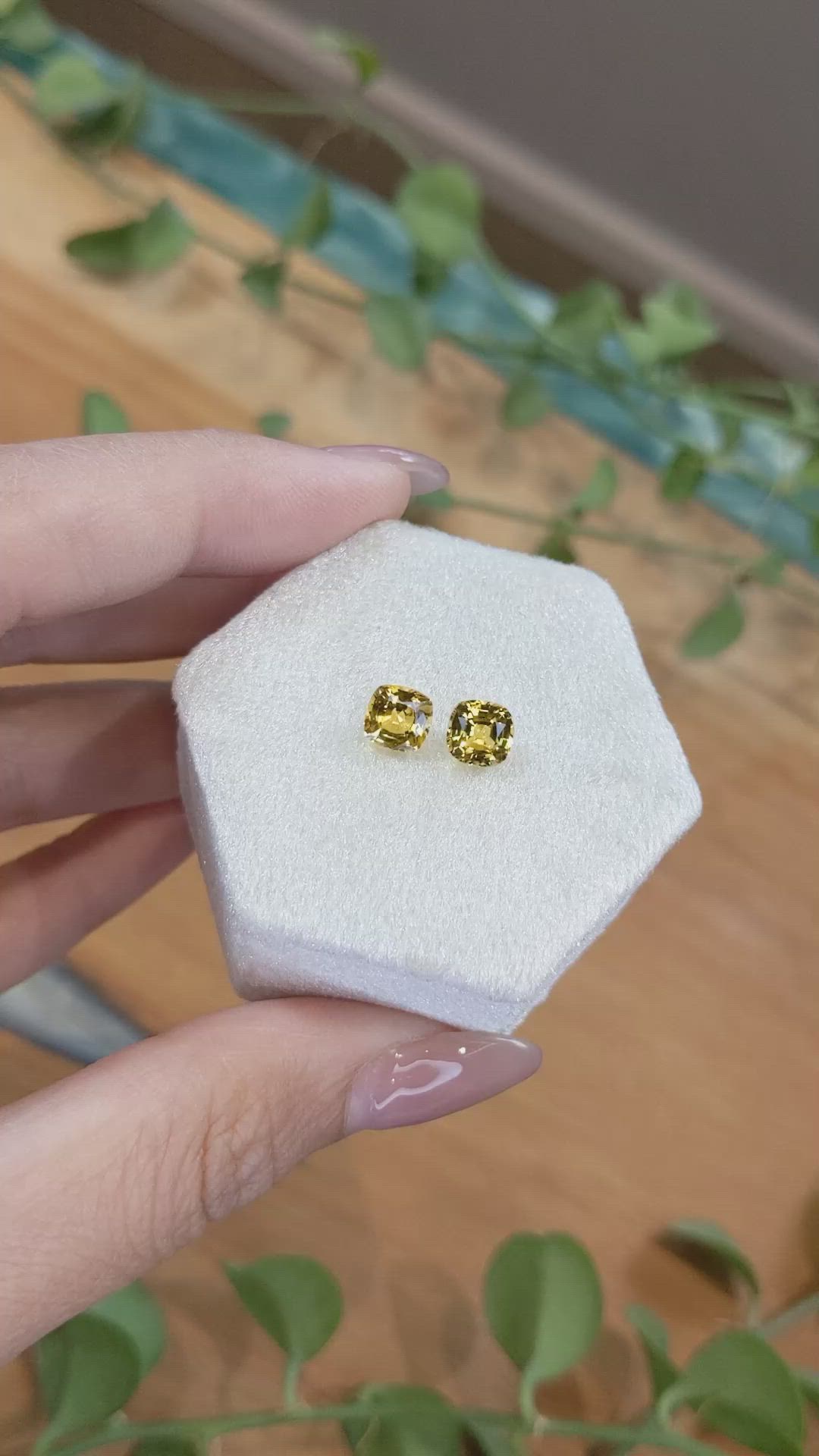 2.20 Ct.Tw.Total Carat Weight Orangish Yellow Sapphire Pair from Ceylon (Sri Lanka) Size Video