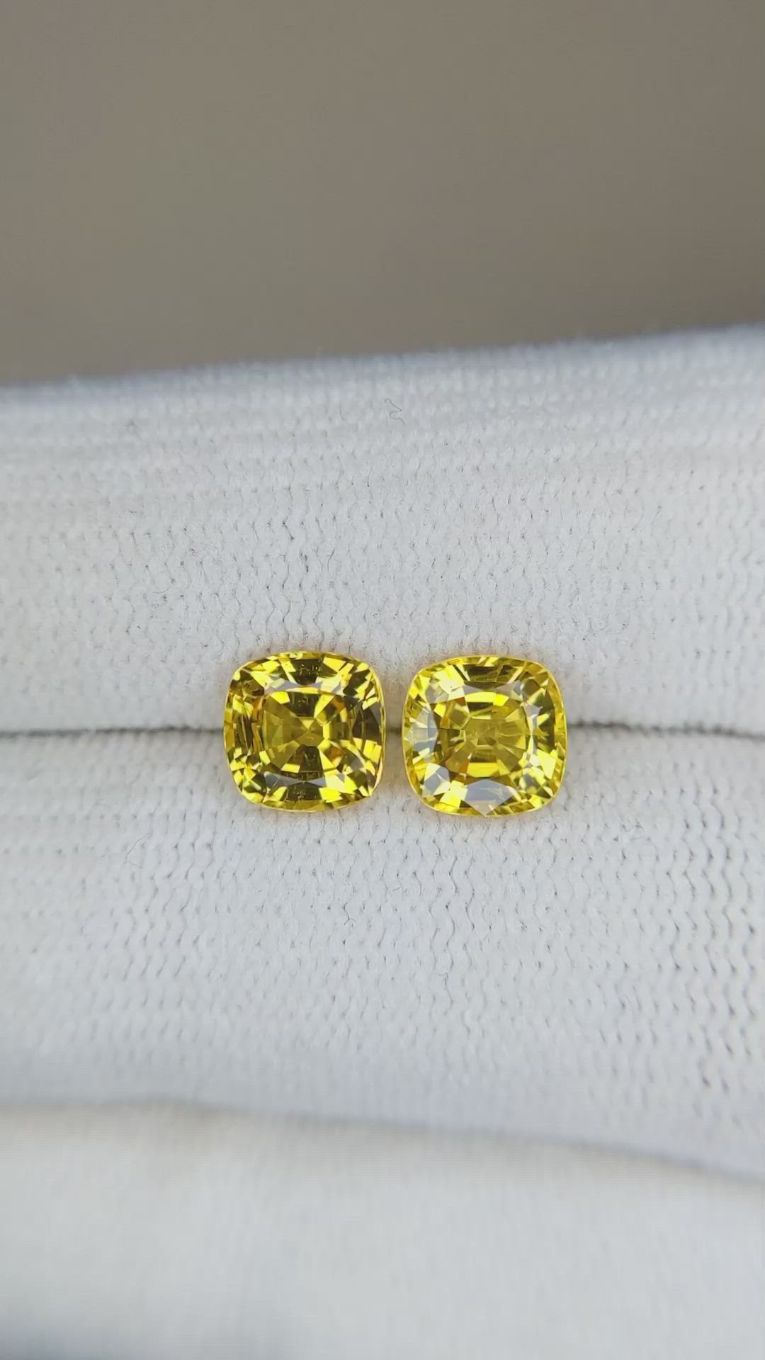 2.57 Ct.Tw.Total Carat Weight Yellow Sapphire Pair from Ceylon (Sri Lanka) Size Video