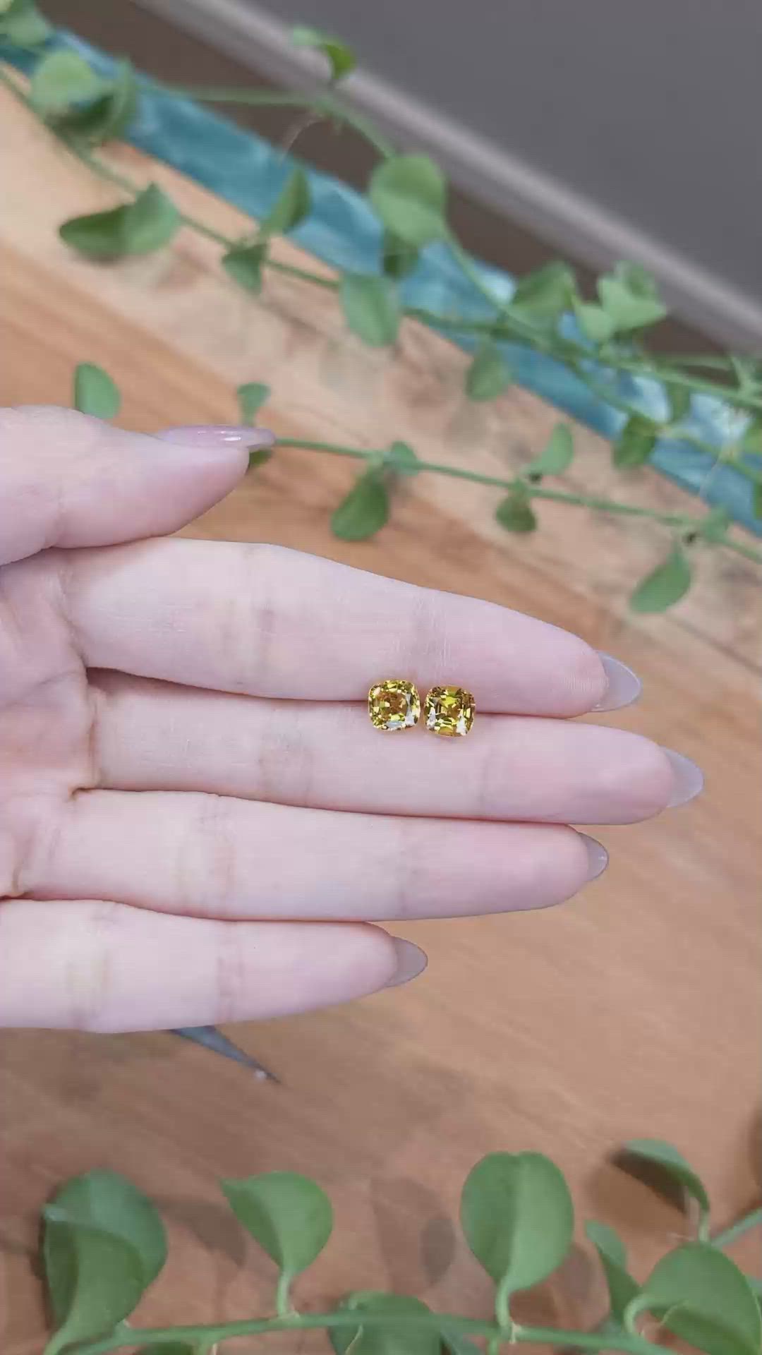 2.62&nbsp;Ct.Tw.Total Carat Weight Orangish Yellow Sapphire Pair from Ceylon (Sri Lanka) Size Video