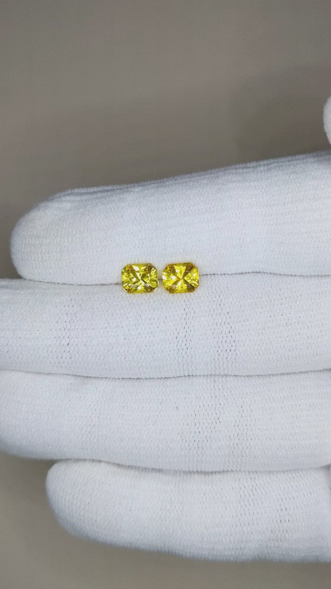 2.08 Ct.Tw.Total Carat Weight Orangish Yellow Sapphire Pair from Ceylon (Sri Lanka) Size Video