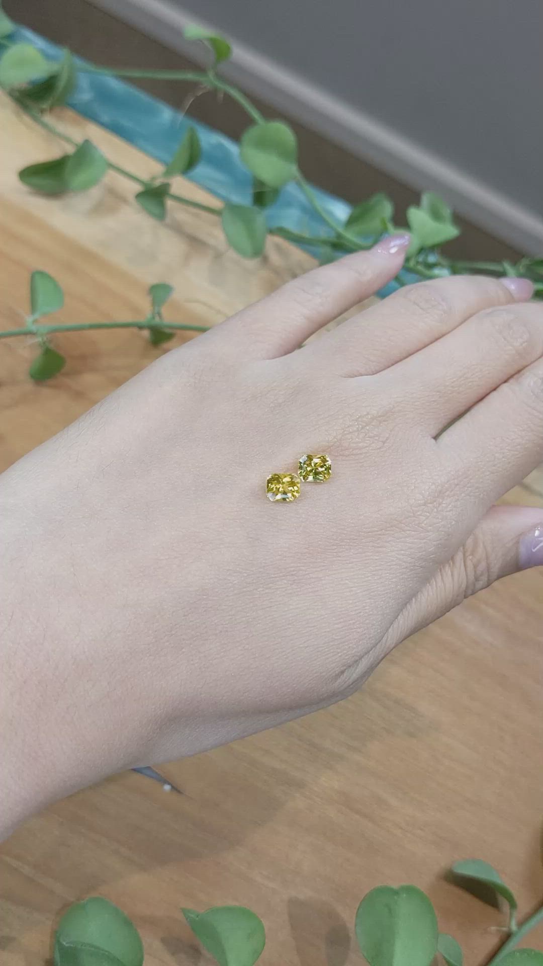 2.08 Ct.Tw.Total Carat Weight Orangish Yellow Sapphire Pair from Ceylon (Sri Lanka) Size Video