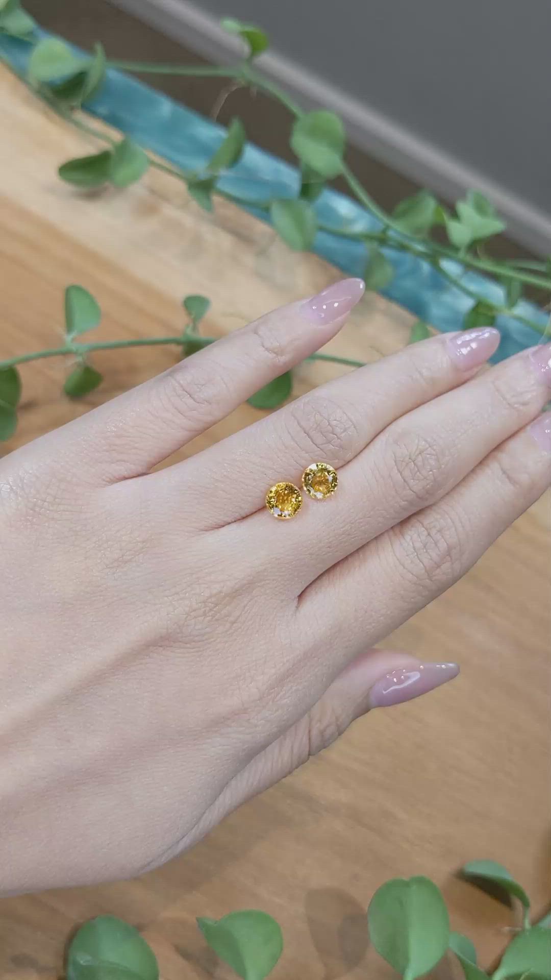 2.92 Ct.Tw.Total Carat Weight Orangish Yellow Sapphire Pair from Ceylon (Sri Lanka) Size Video