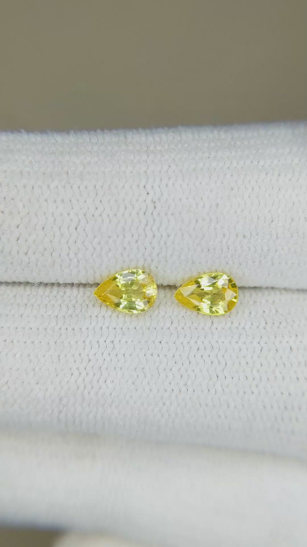 0.94&nbsp;Ct.Tw.Total Carat Weight Yellow Sapphire Pair from Ceylon (Sri Lanka) Size Video