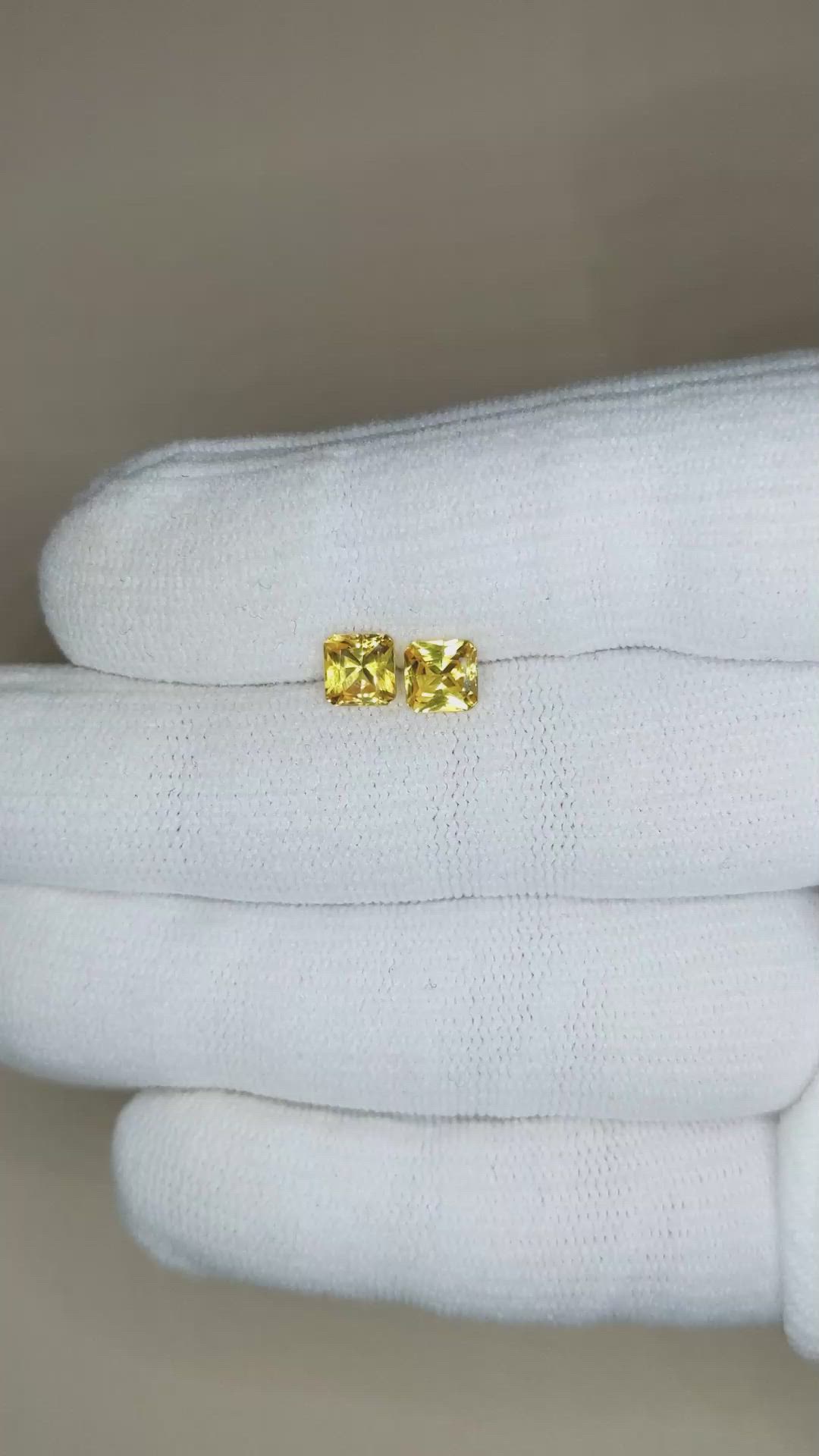 1.55&nbsp;Ct.Tw.Total Carat Weight Yellow Sapphire Pair from Ceylon (Sri Lanka) Size Video