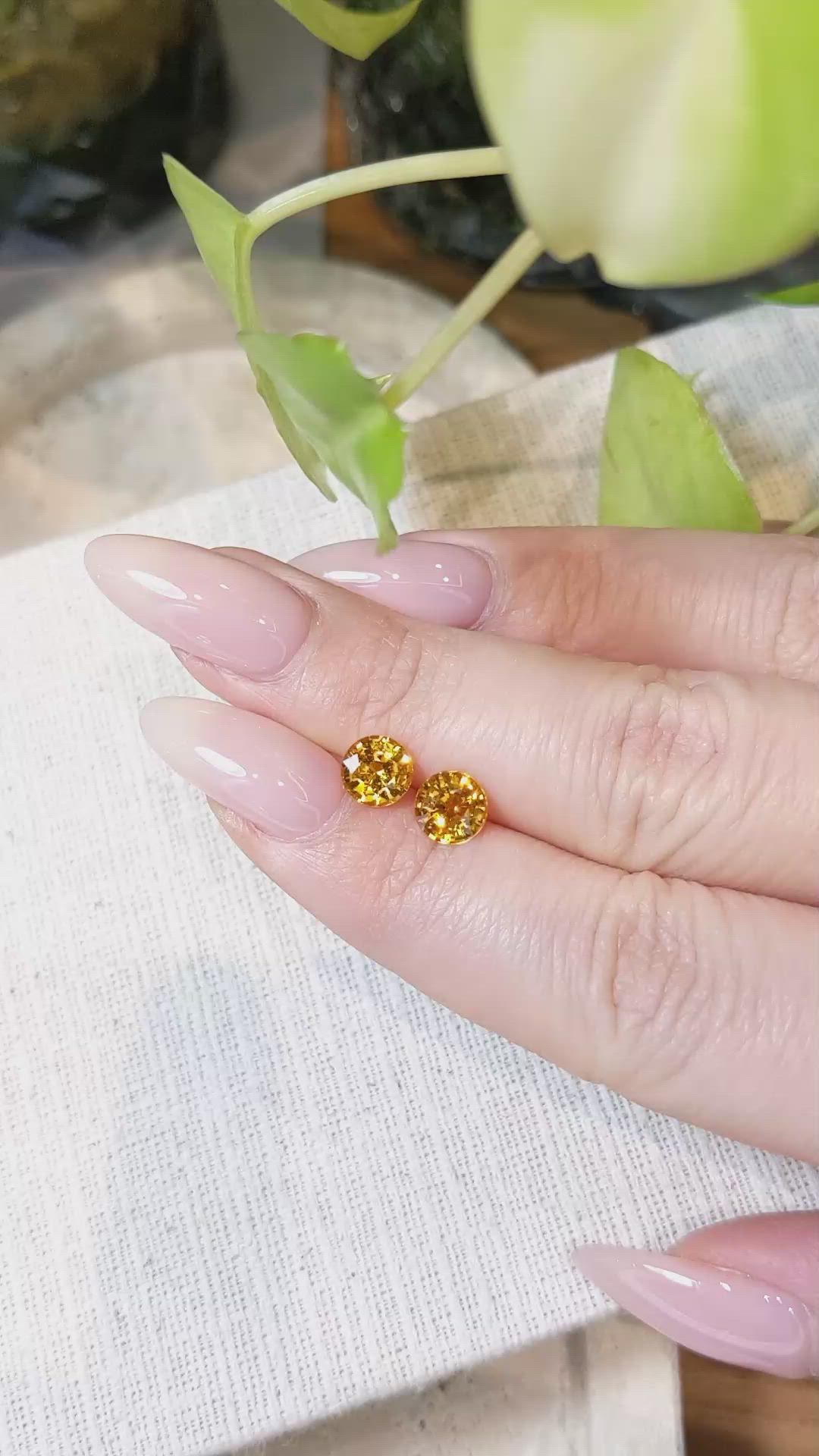 2.52 Ct.Tw.Total Carat Weight Orange Sapphire Pair from Ceylon (Sri Lanka) Size Video