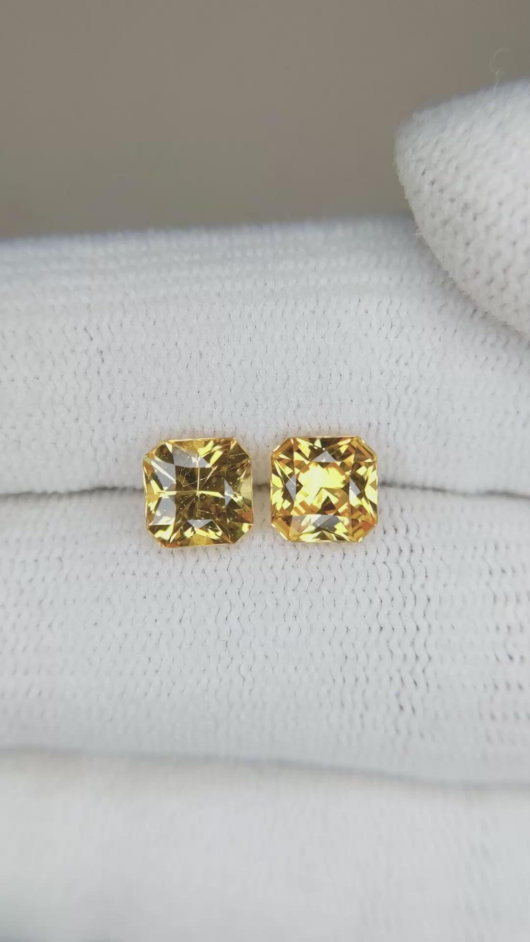 2.45&nbsp;Ct.Tw.Total Carat Weight Orangish Yellow Sapphire Pair from Ceylon (Sri Lanka) Size Video