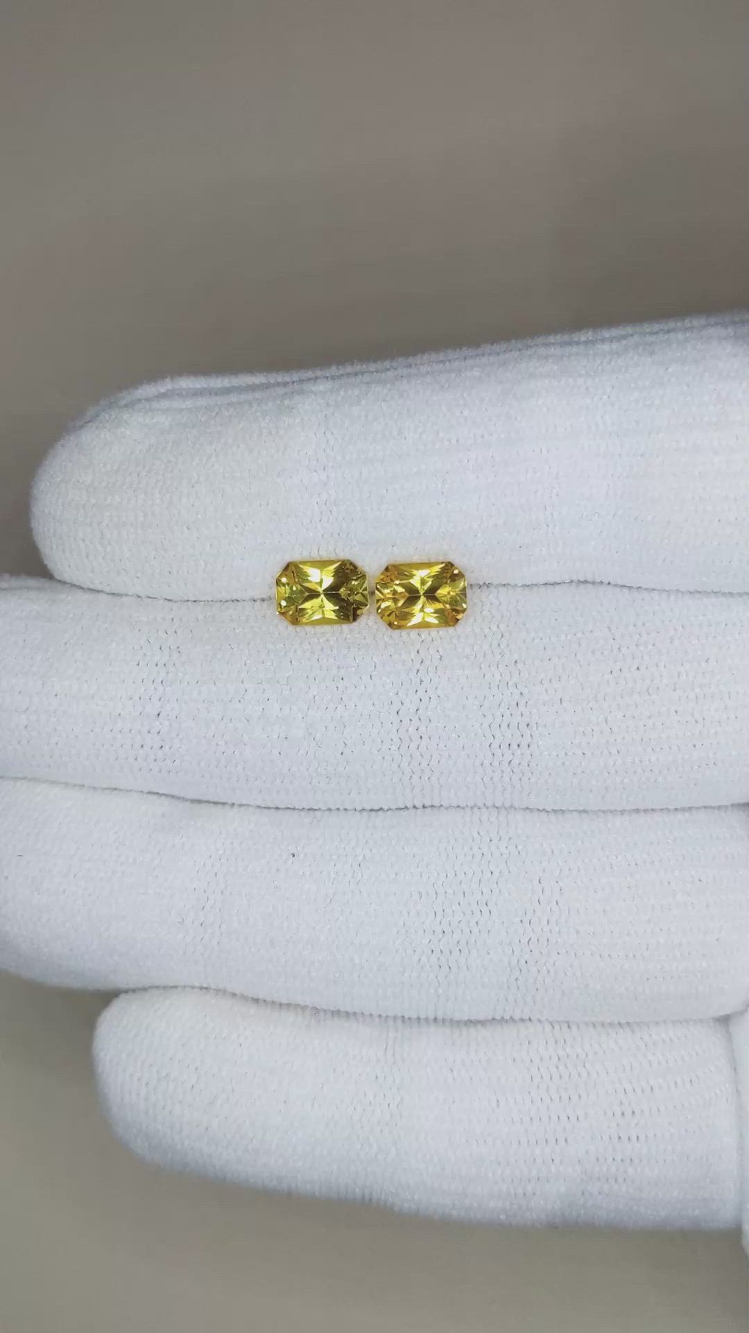 2.32&nbsp;Ct.Tw.Total Carat Weight Yellow Sapphire Pair from Ceylon (Sri Lanka) Size Video