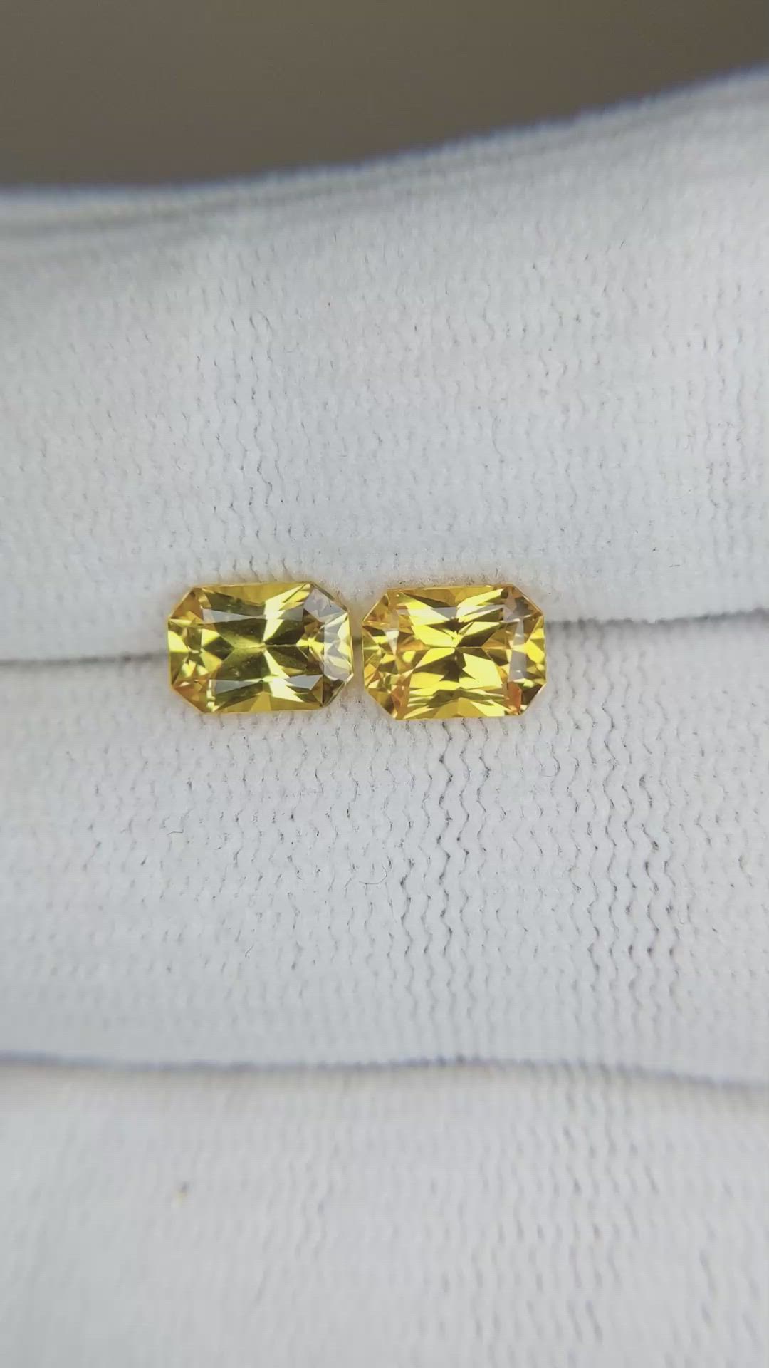 2.32&nbsp;Ct.Tw.Total Carat Weight Yellow Sapphire Pair from Ceylon (Sri Lanka) Size Video