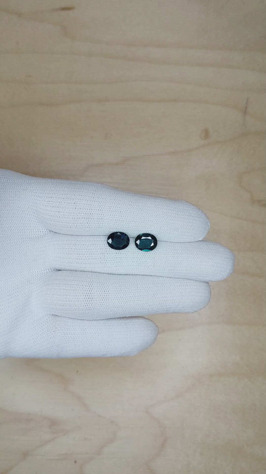 2.95&nbsp;Ct.Tw.Total Carat Weight Greenish Blue Sapphire Pair from Ceylon (Sri Lanka) Size Video
