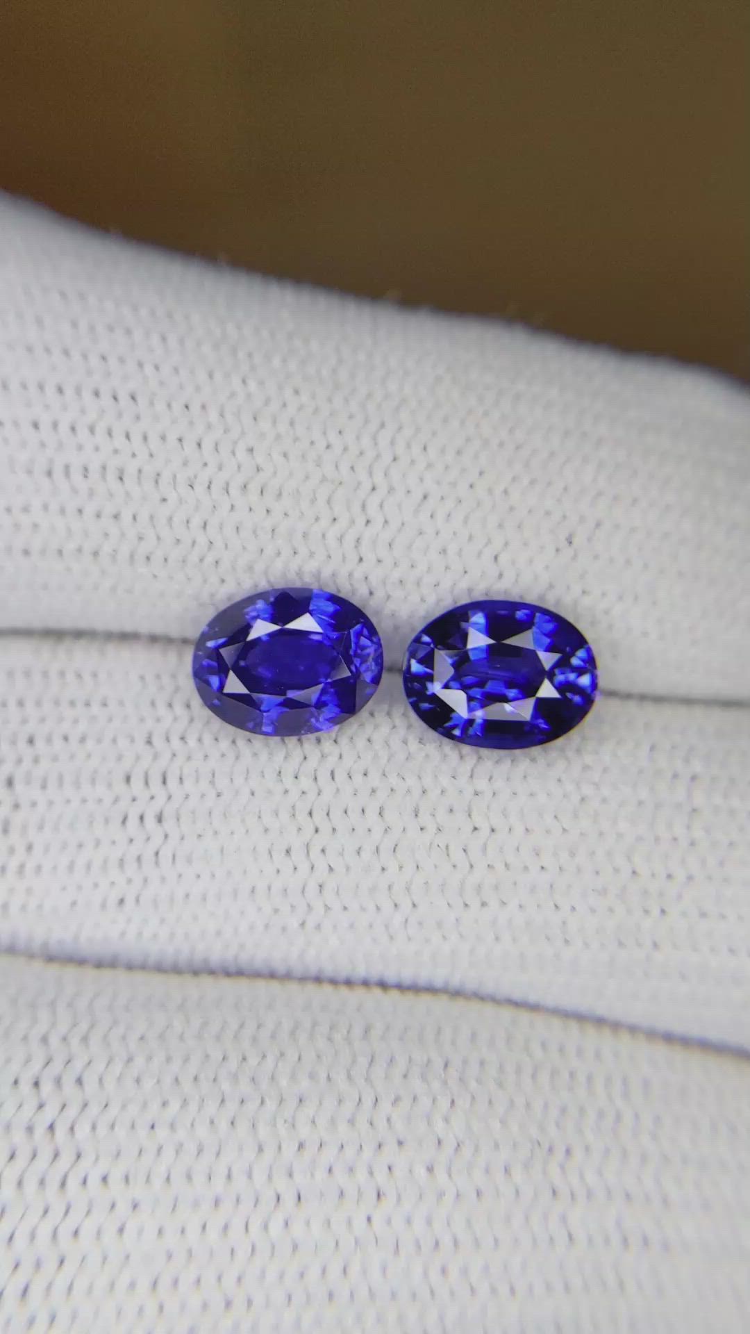 3.05 Ct.Tw.Total Carat Weight Blue Sapphire Pair from Ceylon (Sri Lanka) Size Video