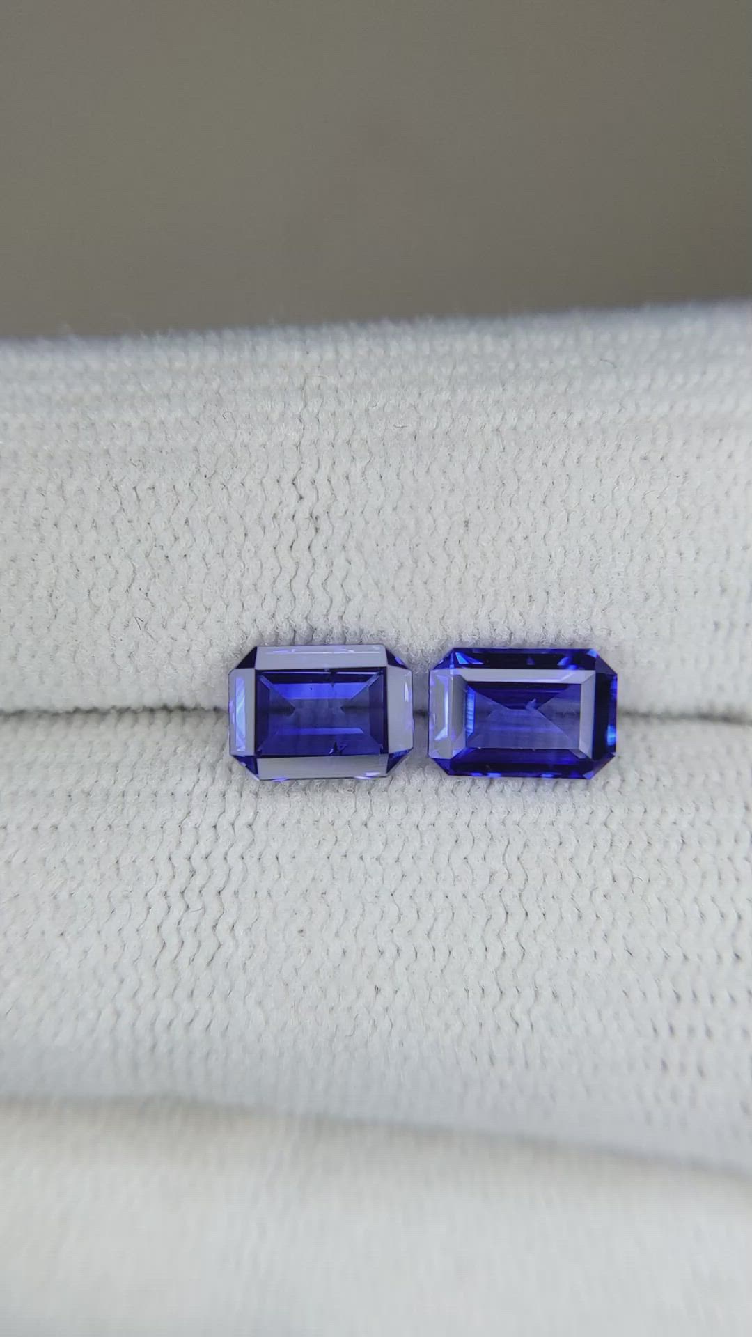 2.04 Ct.Tw.Total Carat Weight Blue Sapphire Pair from Ceylon (Sri Lanka) Size Video