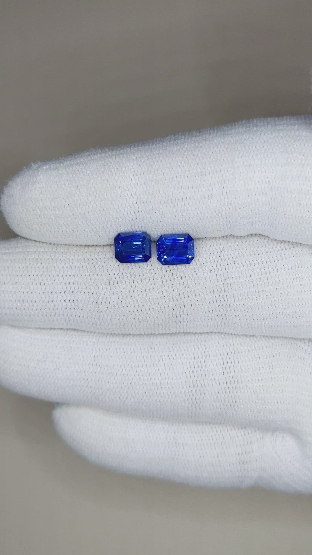 2.23 Ct.Tw.Total Carat Weight Blue Sapphire Pair from Ceylon (Sri Lanka) Size Video