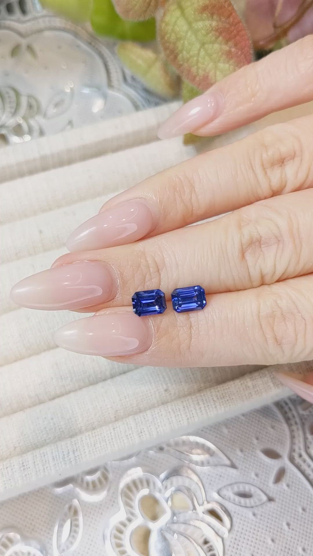 2.98&nbsp;Ct.Tw.Total Carat Weight Blue Sapphire Pair from Ceylon (Sri Lanka) Size Video